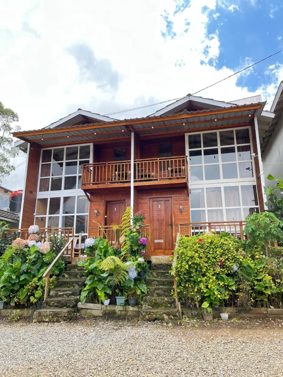 Cabin 9 Orang