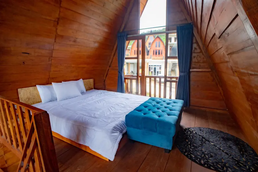 Cabin View 6 Orang